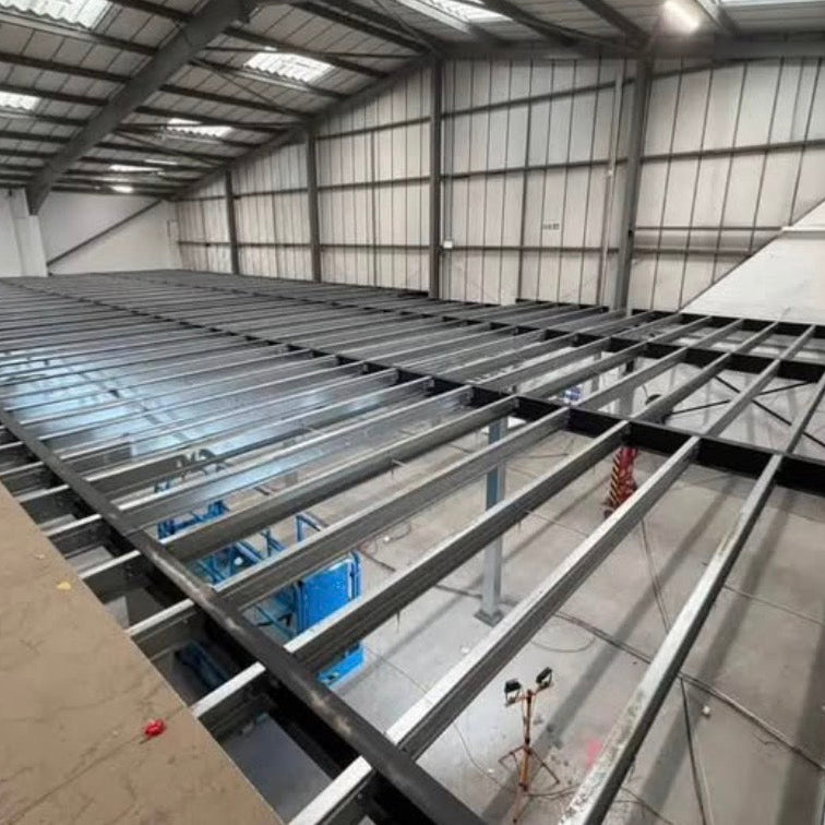 700m² Mezzanine Floor — 29m x 24m
