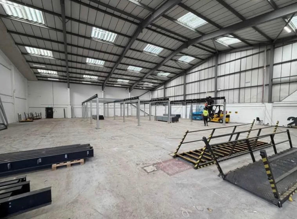 700m² Mezzanine Floor — 29m x 24m